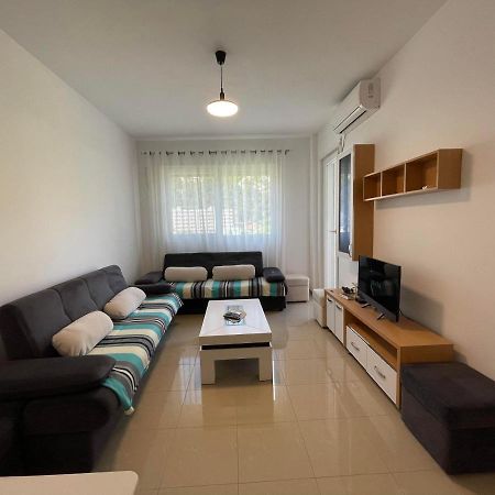 Nimfeum Apartments Shëngjin Eksteriør bilde